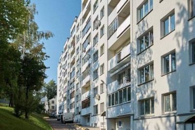 Продажа четырехкомнатной квартиры в Минске, Карла Маркса ул., 25